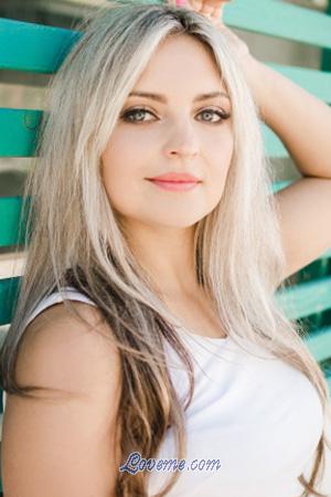 198284 - Olesya Age: 35 - Ukraine