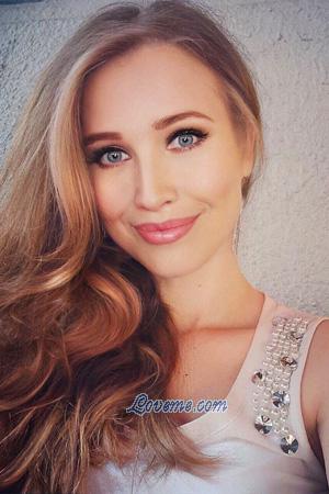 203943 - Anastasiia Age: 33 - Ukraine