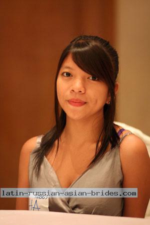 women-of-philippines-030