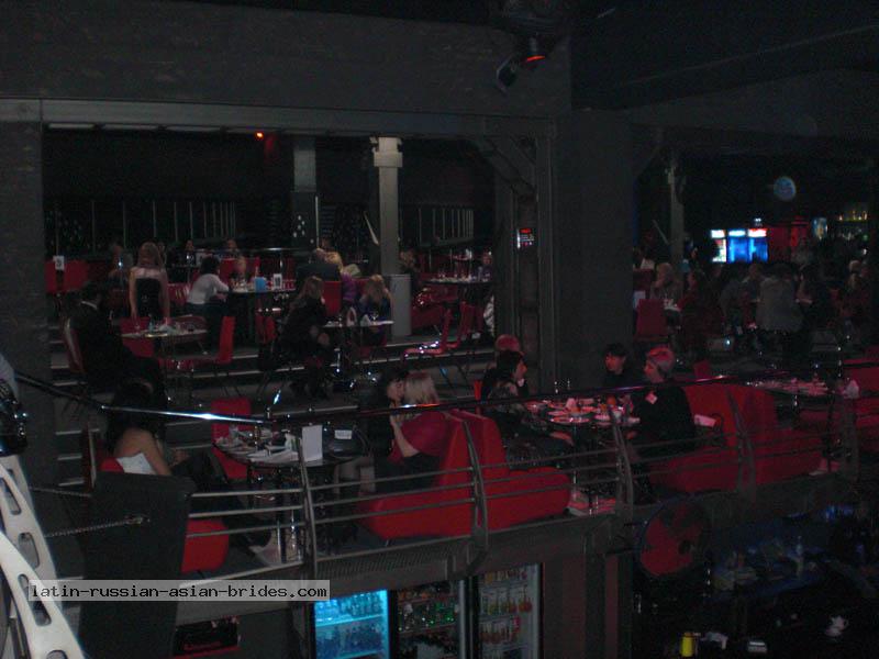 ukraine-women-12-08-005